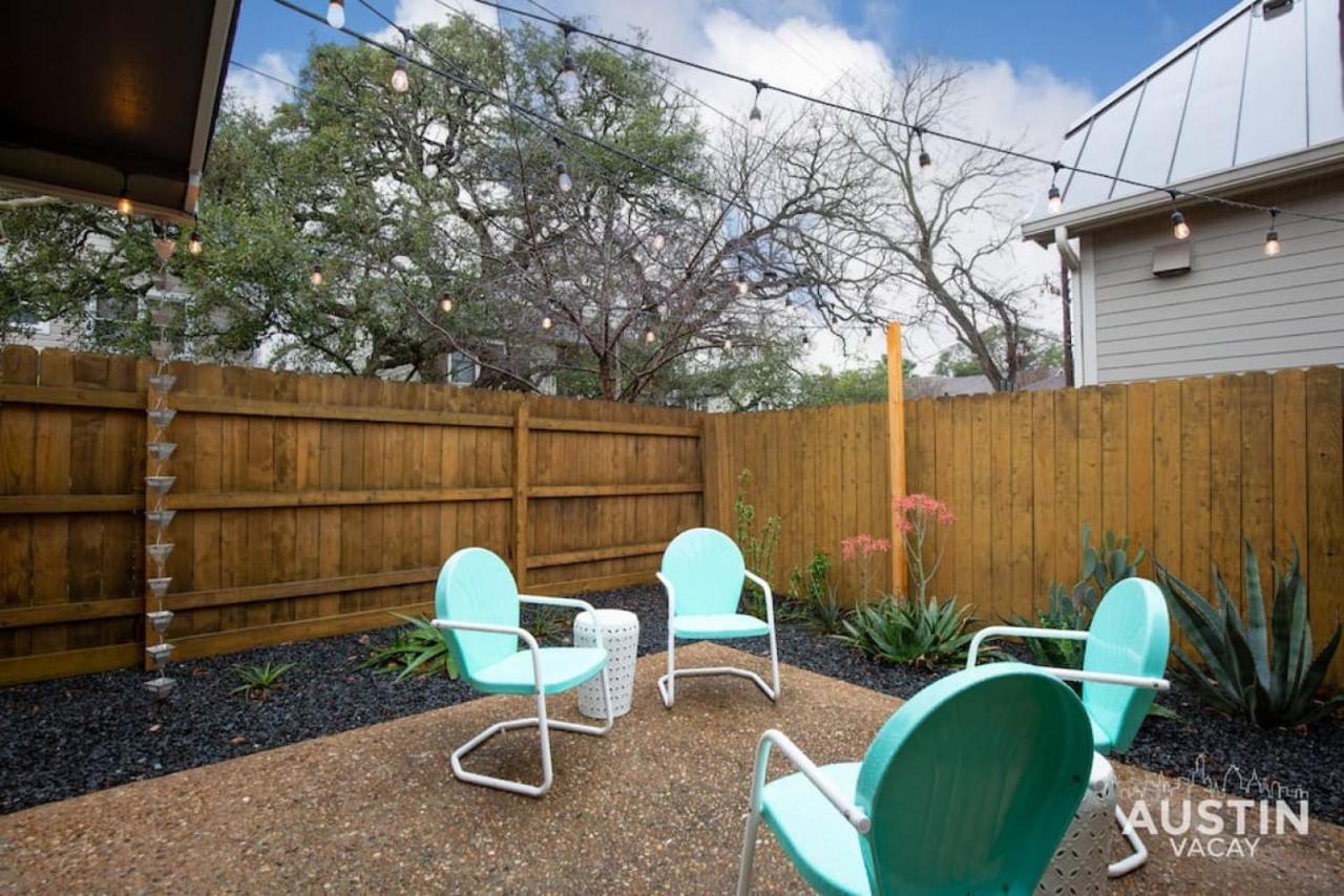 Retro Chic Old Austin Charm With Updated Features Villa Exterior photo